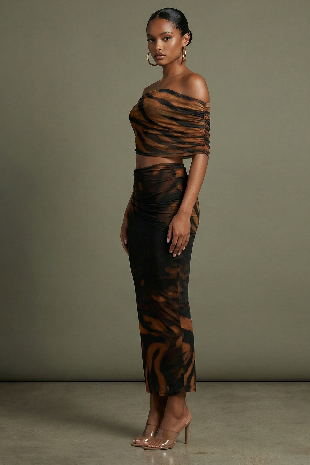 Off Shoulder Mesh Midi Set – Detail view