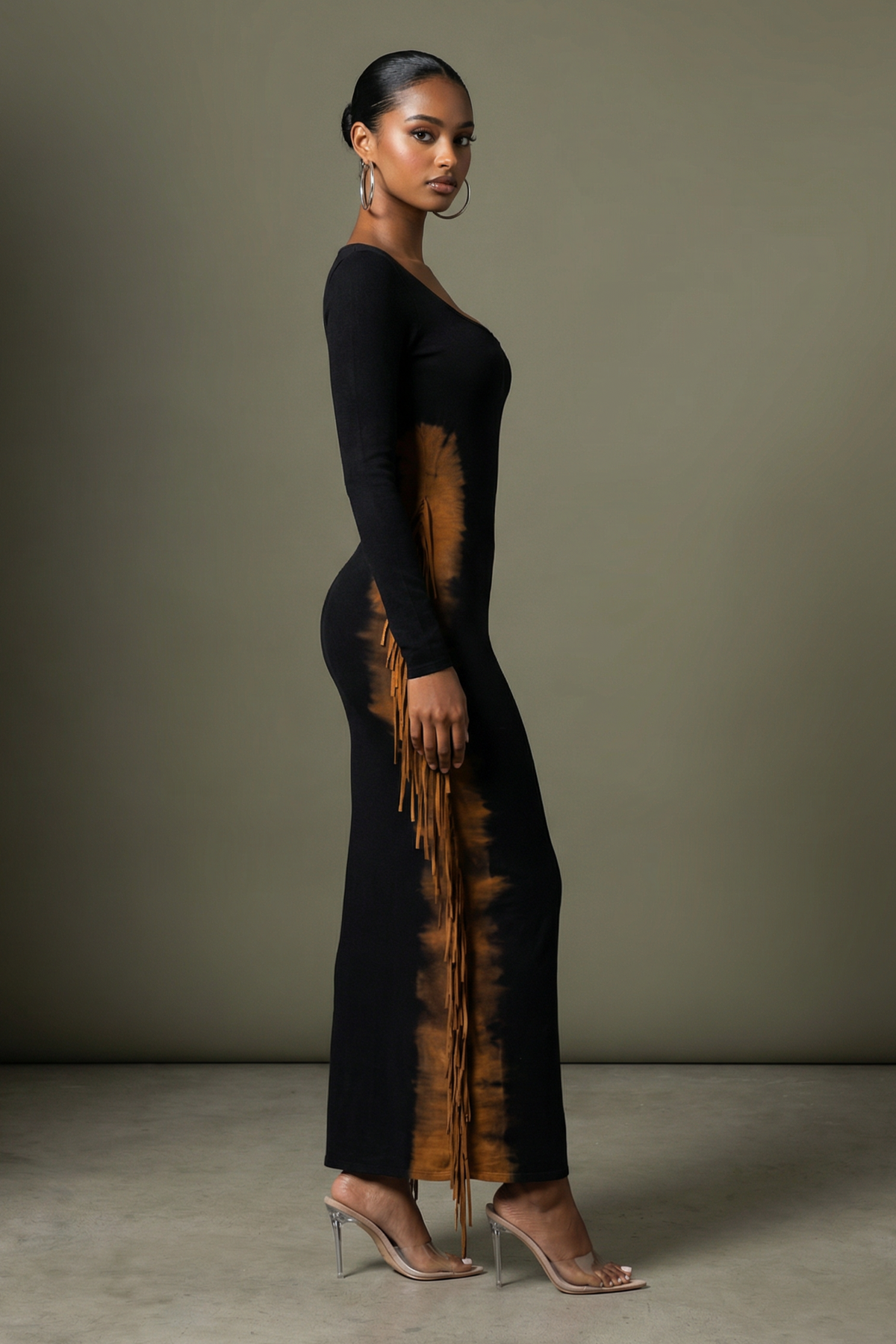 Two Tone Fringe Maxi Dress in Black Rust – Detail view
