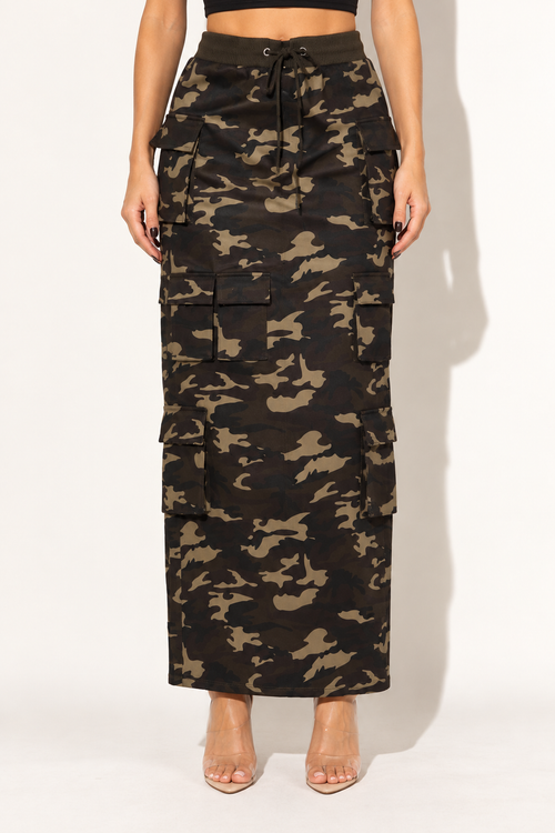 Muvin women's camouflage cargo maxi skirt, front view showing ribbed drawstring waist and tiered flap pockets