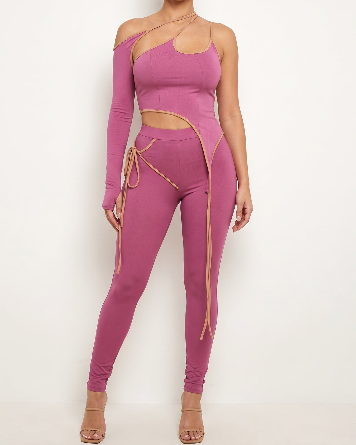 Muvin women's plum combo unbalance set, front view on model