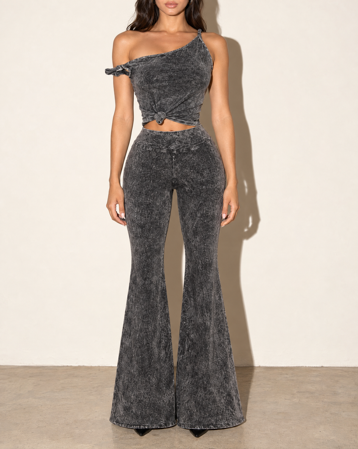 Elevated Mineral Washed Pants Set in Charcoal — front view