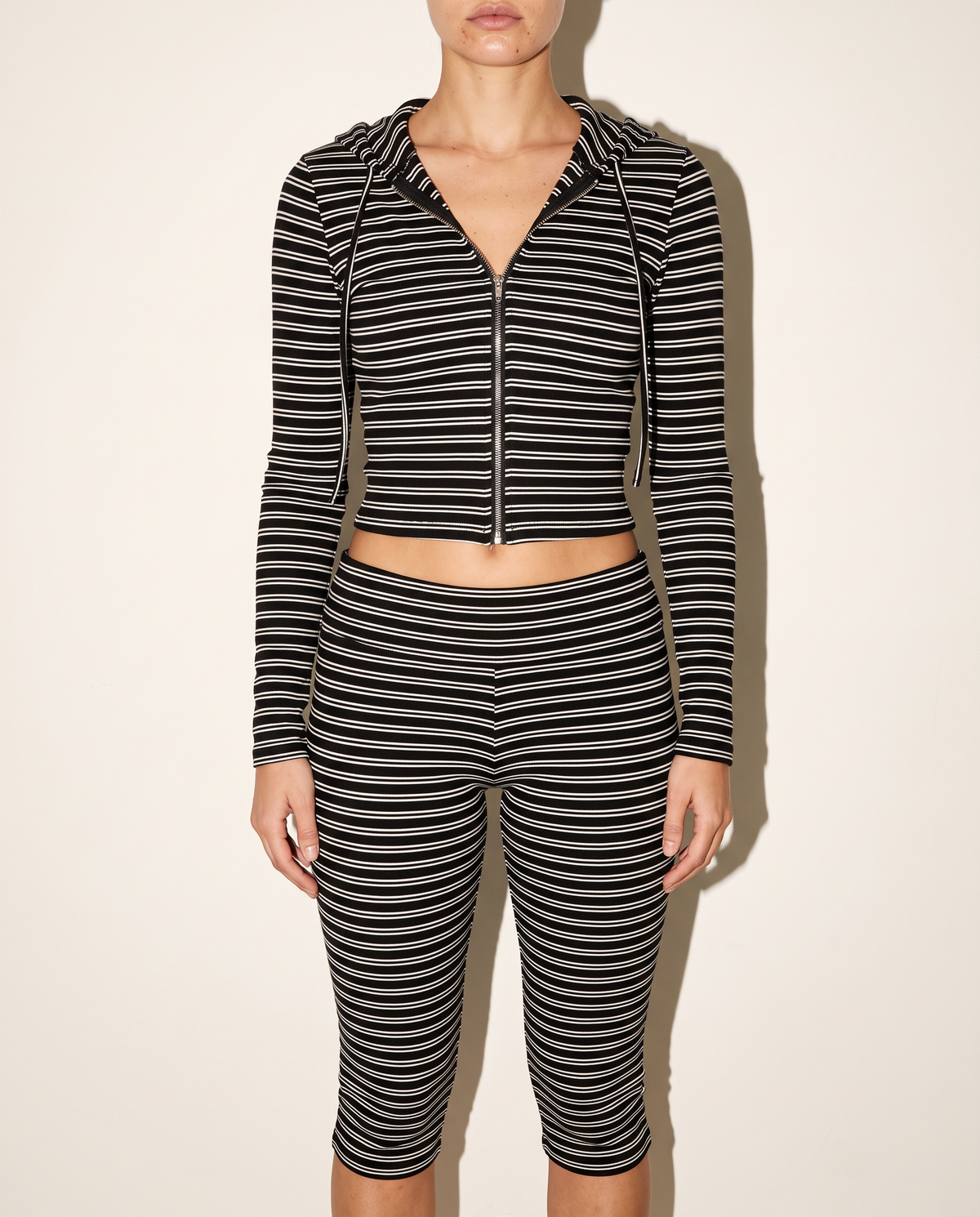 Zipper Closure Hoodie Jacket & Capri Leggings Set in Black — front view